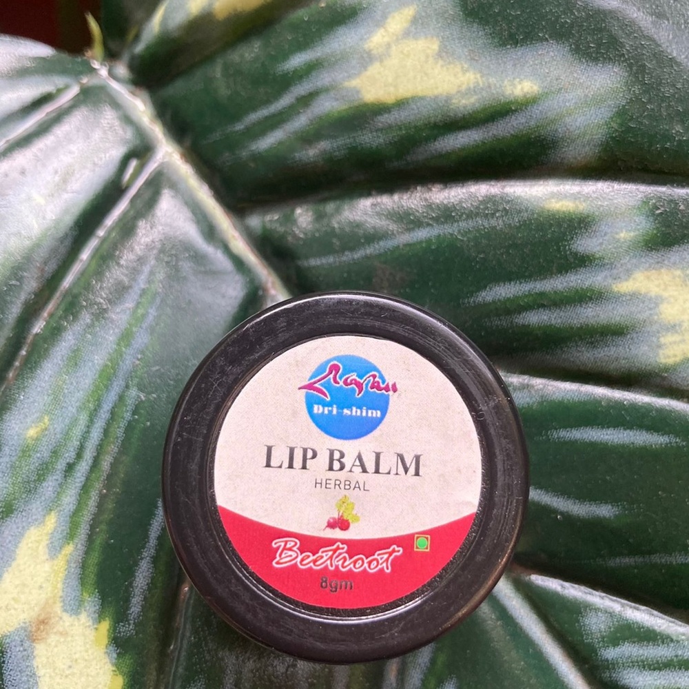 Dri-Shim Tibetan Herbal lip balm with different flavour - Picture 1 of 9
